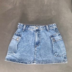 Medium Wash Denim Flap Pocket Skirt/Size 6/Brand: Shein